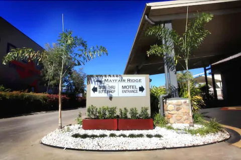 Mayfair Motel Emerald - Accommodation Gladstone 2