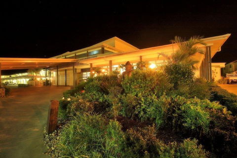 Mayfair Motel Emerald - Accommodation Gladstone 1