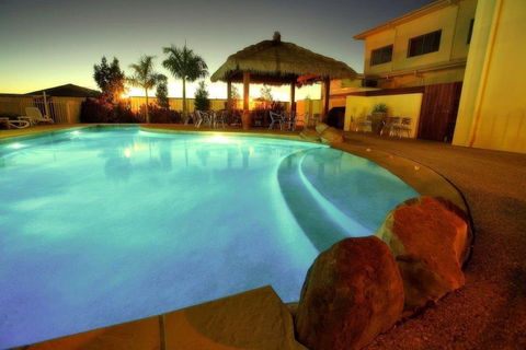 Mayfair Motel Emerald - Accommodation Gladstone 6