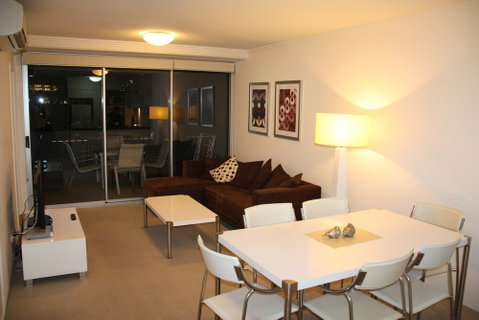 Allegro Apartments - Accommodation Gladstone 2