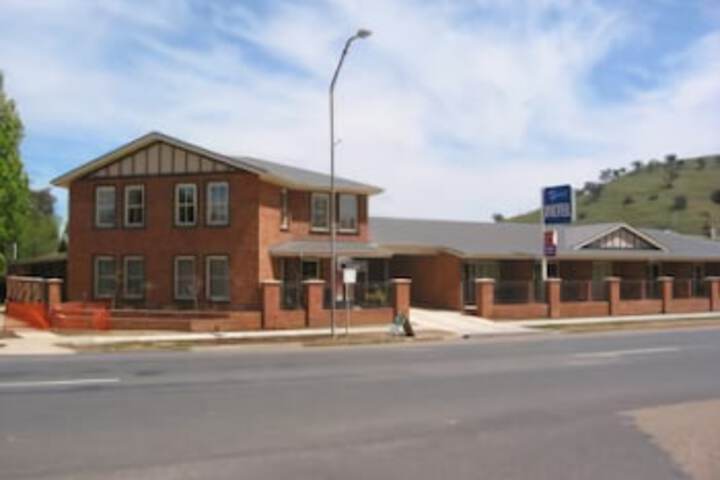 Mirrool NSW Accommodation Gladstone