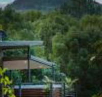 Babbling Brook Retreat - Accommodation Gladstone