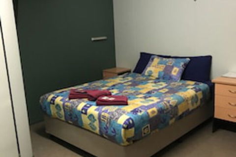 Karratha Lodge - Accommodation Gladstone 0