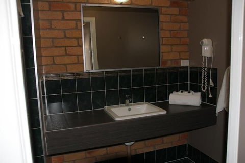 Emerald Highlands Motel - Accommodation Gladstone 6