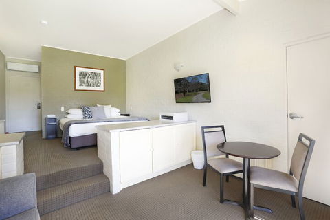 Briars Country Lodge - Accommodation Gladstone 7