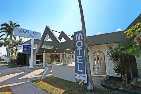 Q Express - Accommodation Gladstone 0