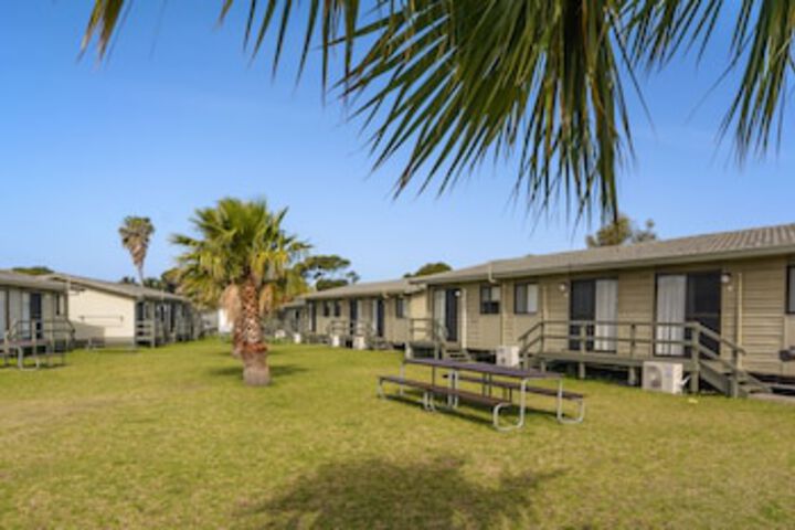 Mt Ousley NSW Accommodation Gladstone
