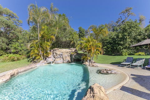 Kingfishers Manor - Accommodation Gladstone 6
