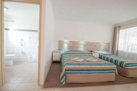 A & A Motel - Accommodation Gladstone 3