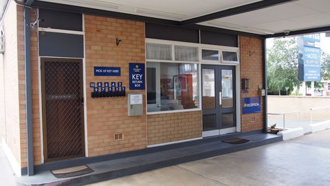 Queanbeyan Motel - Accommodation Gladstone 1