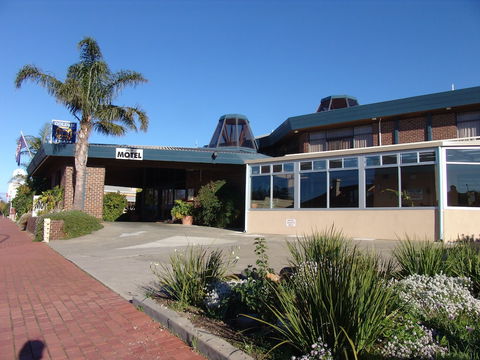 Apollon Motor Inn - Accommodation Gladstone 0