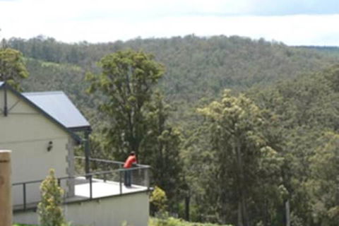 Scarlet Woods Chalets - Accommodation Gladstone 1