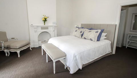 Lanzerac Country Estate - Accommodation Gladstone 3