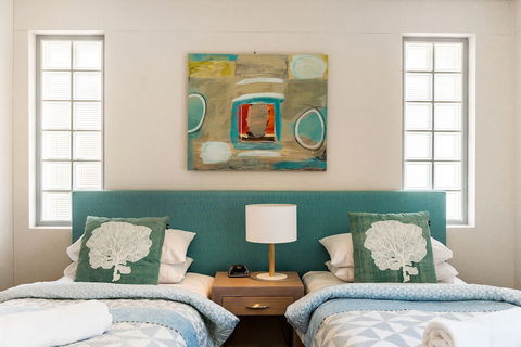 Jades On Lawson - Accommodation Gladstone 2