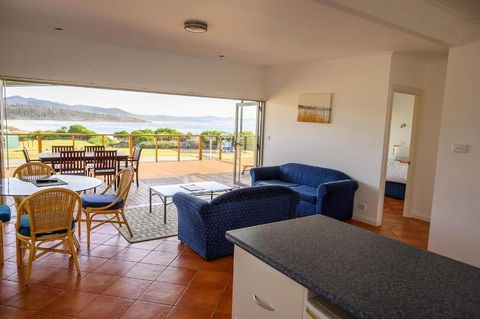 White Sands Estate - Accommodation Gladstone 3