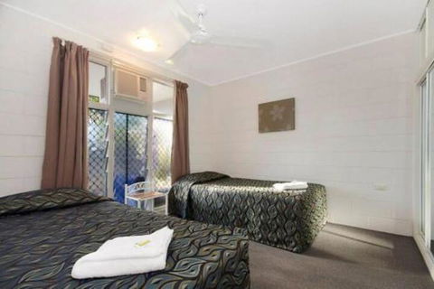 The Gulls Apartments - Accommodation Gladstone 3