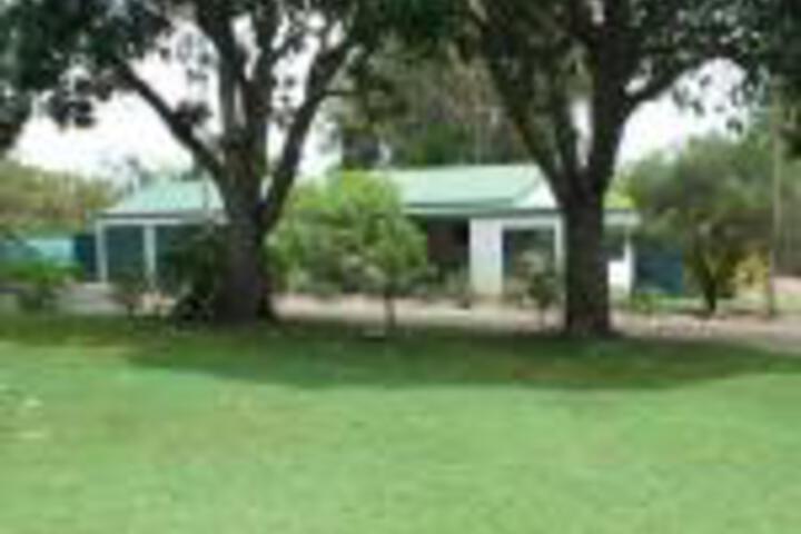 Maroondan QLD Accommodation Gladstone