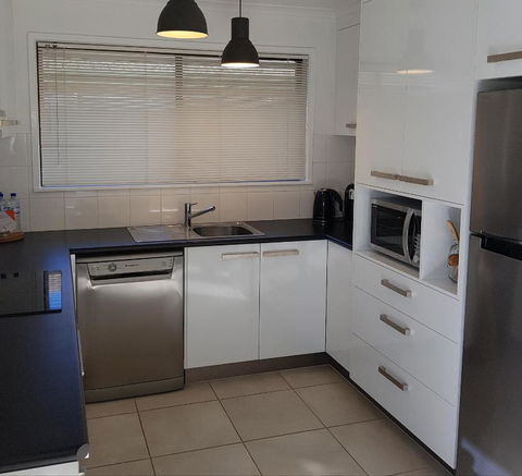 At Home Apartments - Accommodation Gladstone 2
