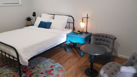 At Home Apartments - Accommodation Gladstone 3