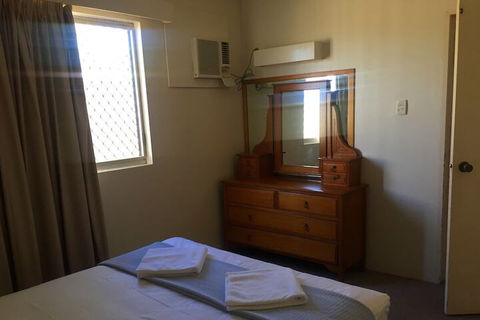 Inland Oasis Motel - Accommodation Gladstone 6