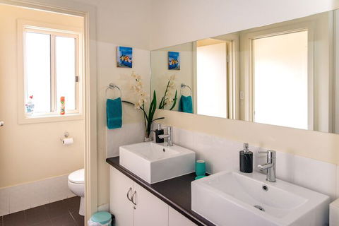 McLaren Vale Studio Apartments - Accommodation Gladstone 3