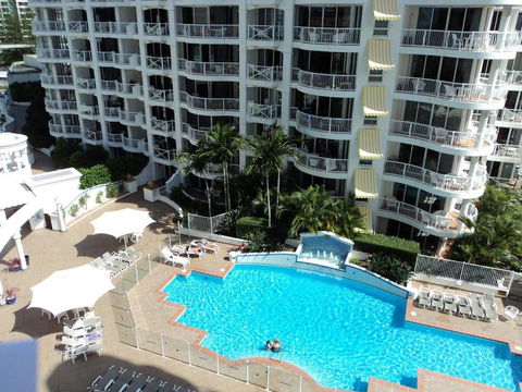 Broadbeach Holiday Apartments - Accommodation Gladstone 0