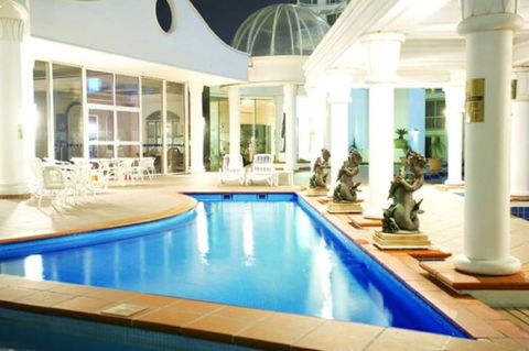 Broadbeach Holiday Apartments - Accommodation Gladstone 2