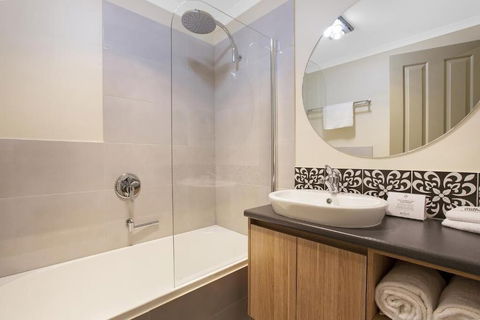 Quest Tamworth - Accommodation Gladstone 3