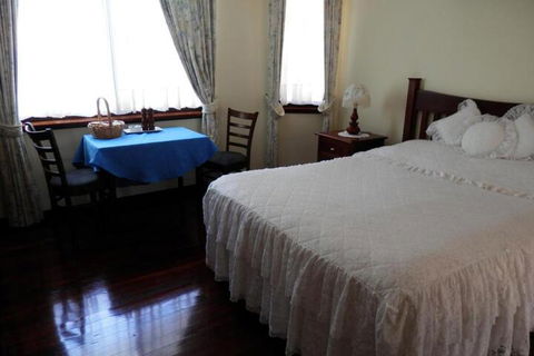 The Hideaway Luxury B & B Retreat - Accommodation Gladstone 3