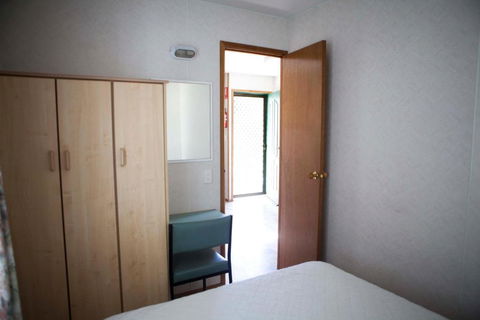 Strayleaves Caravan Park - Accommodation Gladstone 5