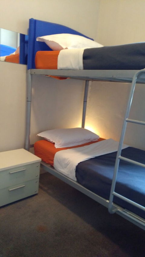 Asylum Sydney Backpackers Hostel - Accommodation Gladstone 3