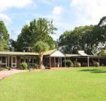 McCarthy Lake House - Accommodation Gladstone