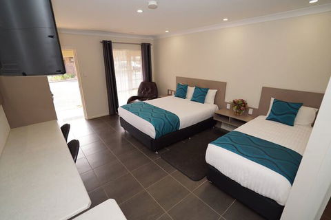Exies Bagtown - Accommodation Gladstone 4