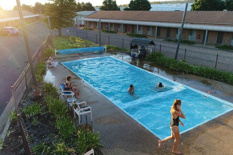 Exies Bagtown - Accommodation Gladstone 1