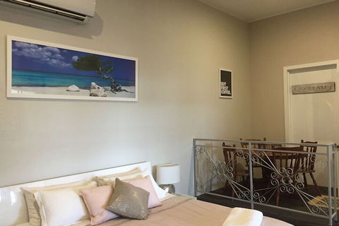 Fairway Manor Accommodation - Accommodation Gladstone 6
