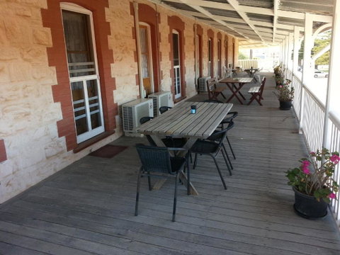 Sonbern Lodge Motel - Accommodation Gladstone 4