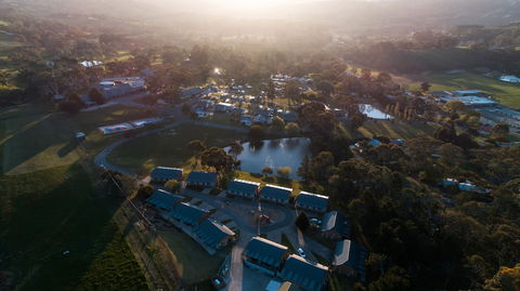 Hahndorf Resort - Accommodation Gladstone 0