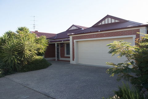 All Seasons' Escape Port Elliot - Accommodation Gladstone 1