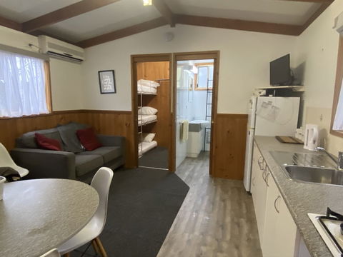 Beechworth Cabins - Accommodation Gladstone 5