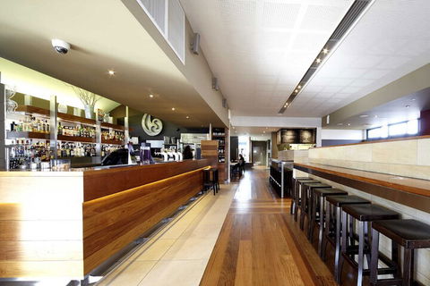 The Imperial Motel - Accommodation Gladstone 6