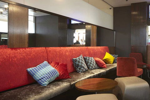 The Imperial Motel - Accommodation Gladstone 2