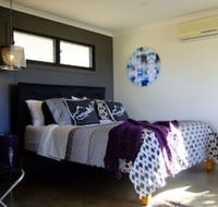 Deshons Retreat - Accommodation Gladstone