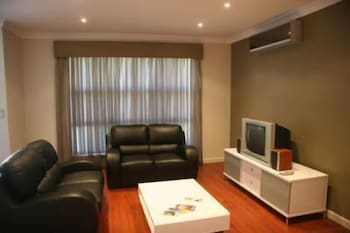 Ethelton Serviced Apartments - Accommodation Gladstone 2