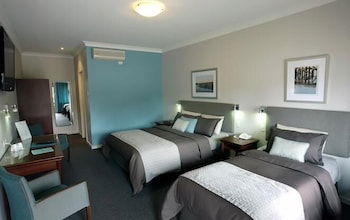 Pastoral Hotel Motel - Accommodation Gladstone 4