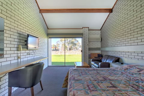 Bairnsdale Motor Inn - Accommodation Gladstone 4