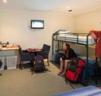 Adventure Backpackers Port Lincoln - Accommodation Gladstone