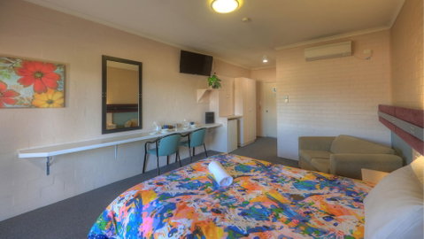 The Vines Motel And Cottages - Accommodation Gladstone 6