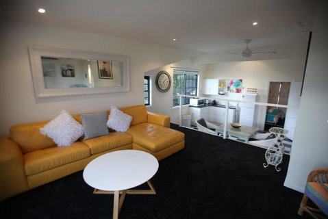 Amore At The Beach - Accommodation Gladstone 5