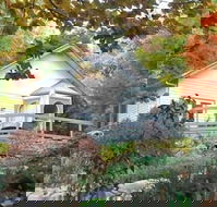 Woolrich Historic Garden Cottage - Accommodation Gladstone