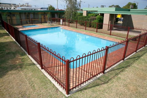Midtown Motor Inn - Accommodation Gladstone 6